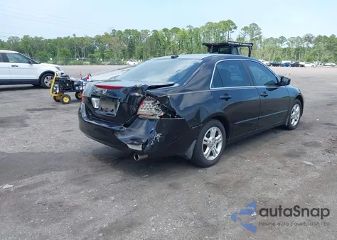 2007 Honda Accord 2.4 Ex from USA, damaged, VIN 1HGCM56887A155574